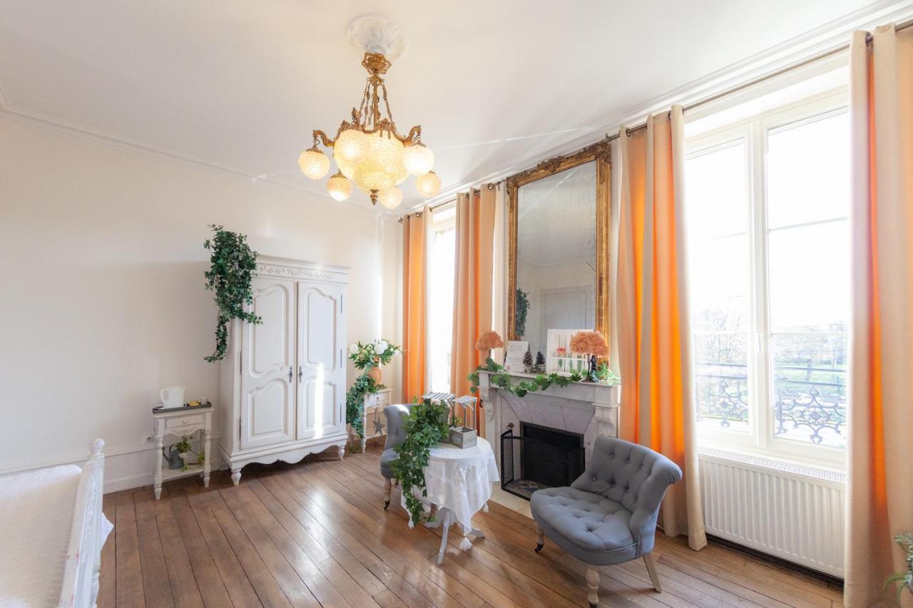 Le Jardin Des Lys Bed & Breakfast Gemmelaincourt ภายนอก รูปภาพ