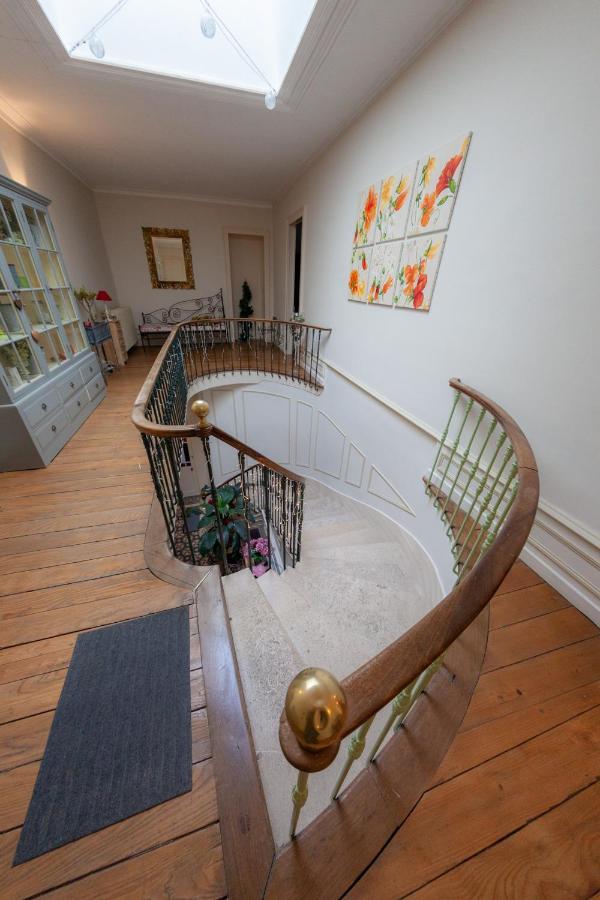 Le Jardin Des Lys Bed & Breakfast Gemmelaincourt ภายนอก รูปภาพ